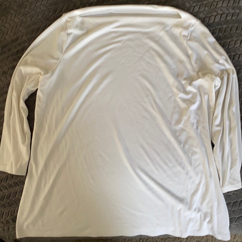 Women’s knit top